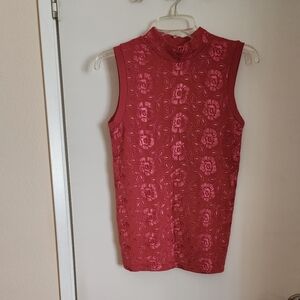 NWOT. Emmebivi Embroidery Rose Pattern Lady Top. Make in Italy.